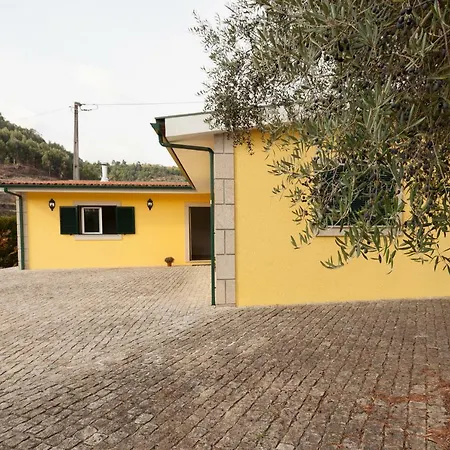 Casa Dos Limoeiros Em Ribas * Celorico De Basto