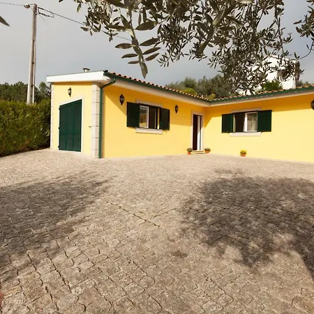 Feriehus Casa Dos Limoeiros Em Ribas